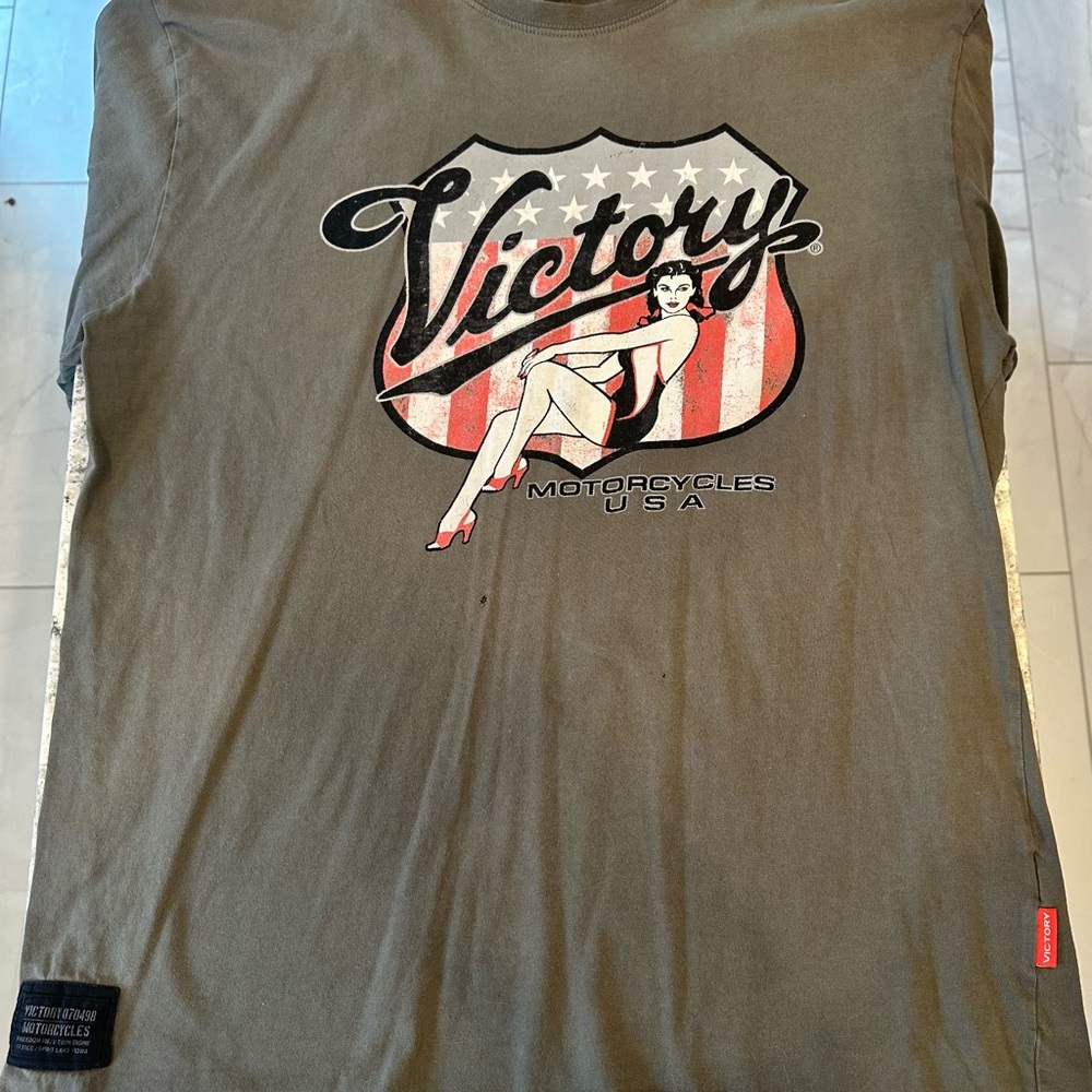 Vintage Victory Motorcycle Gray Short Sleeve Tee L